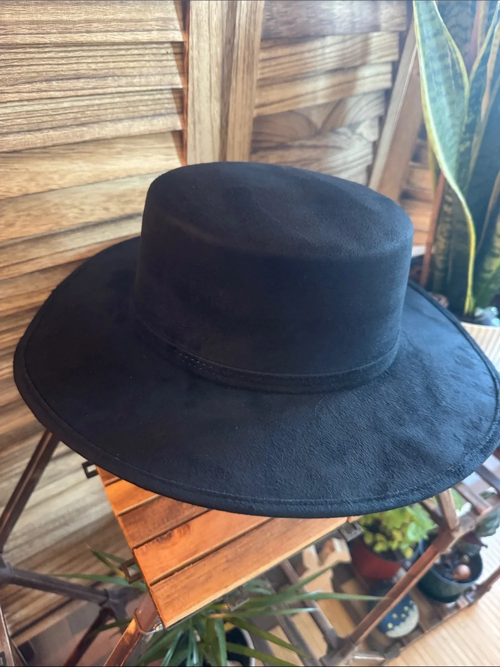Black Wide-Brim Suede Hat